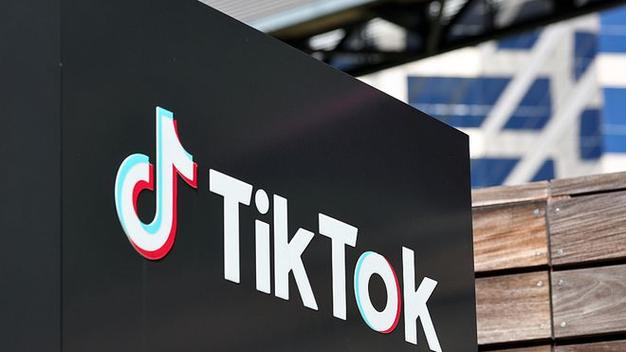 Tiktok Challenge Causes Safety Controversy, Platform Urgently Adjusts Rules 